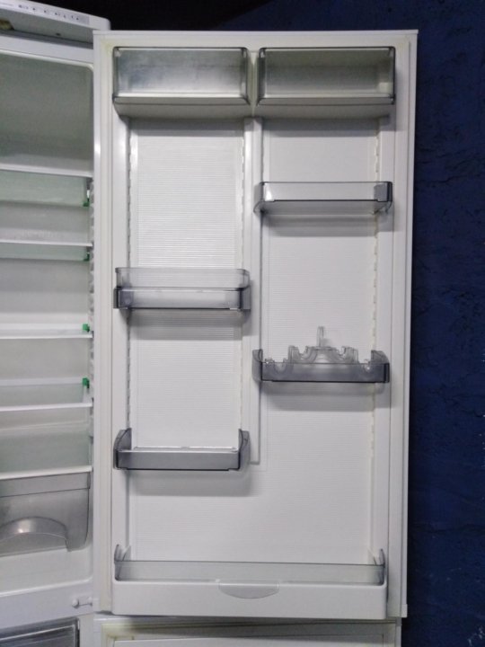 Хол атлант. Холодильник Атлант двухкомпрессорный. Атлант 2 компрессора. Холодильник ATLANT 2 Compressors. Холодильник Атлант двухкамерный двухкомпрессорный.