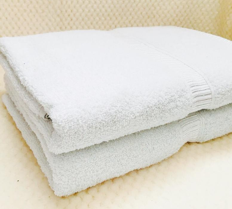 Как быстро отбелить полотенца. Полотенце махровое белый. Способ отбеливания полотенец. Как отбелить белые полотенца. Чем отбелить белое полотенце.