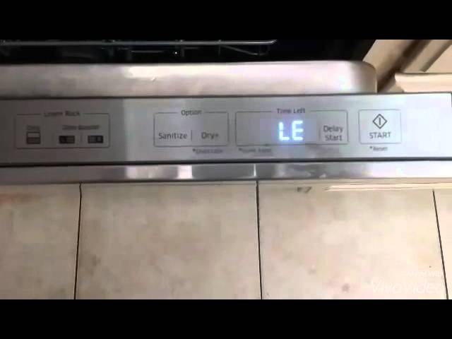 Посудомойка самсунг ошибка. Ошибка 4с на посудомоечной машине самсунг. Посудомоечная машина Samsung dw50r4040bb 4с ошибка. Посудомойка самсунг ошибки. Ошибка на посудомоечной машине Samsung.