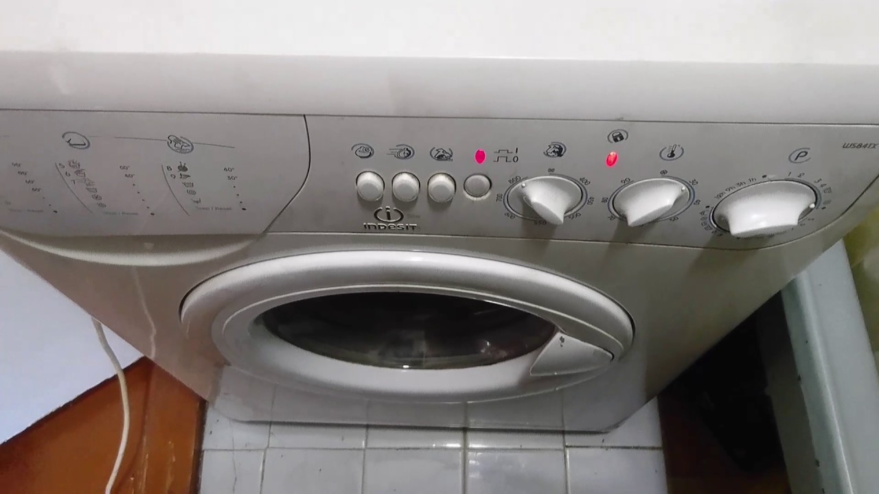 Ремонт индезит. Стиральная машина Индезит w84tx. Indesit 84 TX подшипник. W84tx Indesit бак. Подшипники для стиральной машины Индезит w83t.