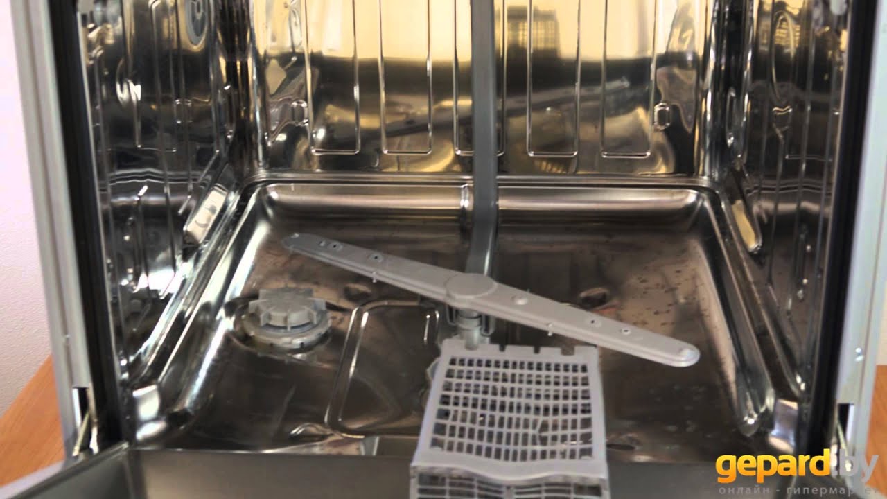 В посудомойке не уходит вода. Встраиваемая посудомоечная машина Beko din 15210. Как перезагрузить посудомоечную машину Bosch. Засор в посудомоечной машине Electrolux. Посудомойка Beko не сливае.