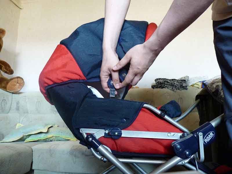 Как собрать коляску после стирки
