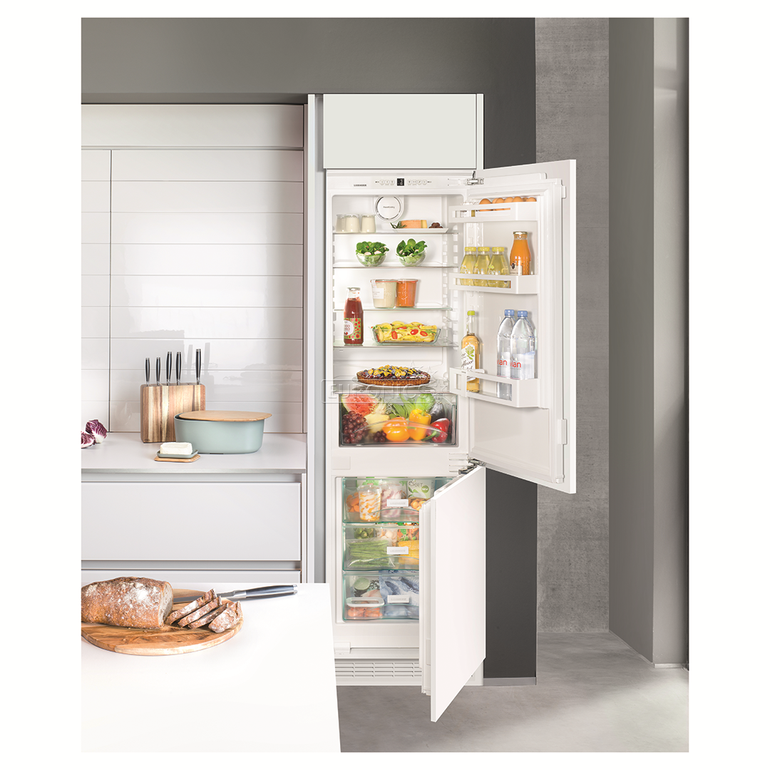 Морозилка снизу. Либхер холодильник встраиваемый двухкамерный. Холодильник Либхер 3324. Встроенный холодильник Либхер. Холодильник Liebherr ICUNS 5103.